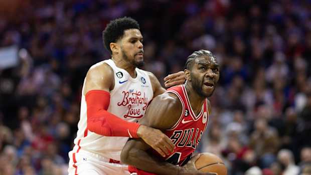 Chicago Bulls forward Patrick Williams (44) drives against Philadelphia 76ers forward Tobias Harris (12)